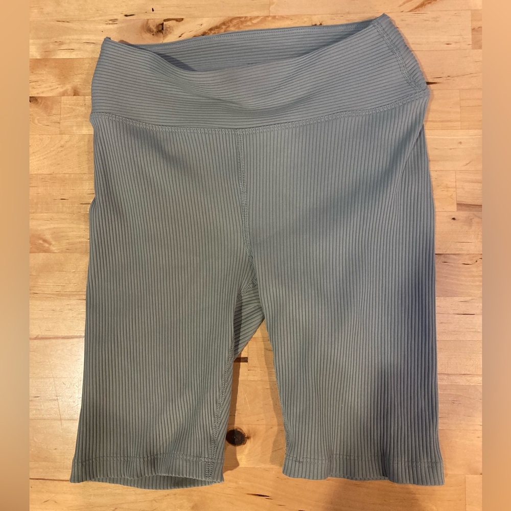 Year of Ours ribbed biker shorts size S